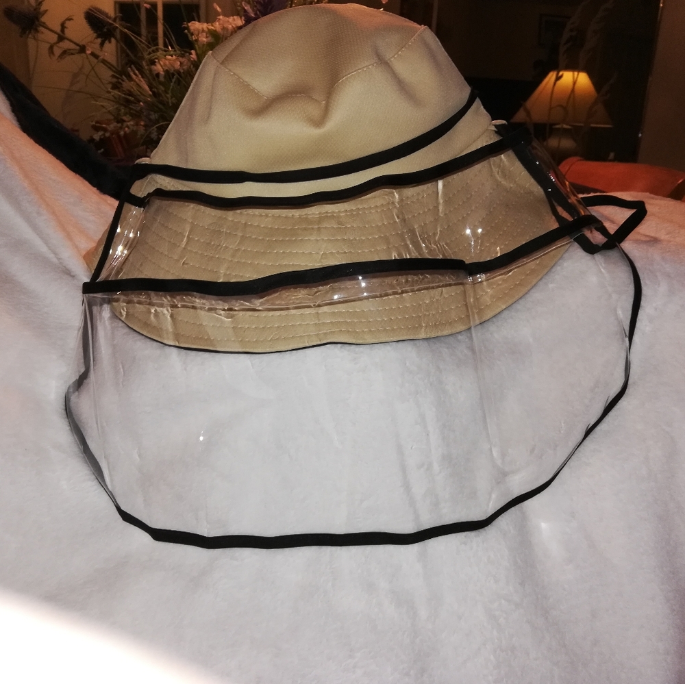 Canvas Safari-type sunhat w/removable face shield